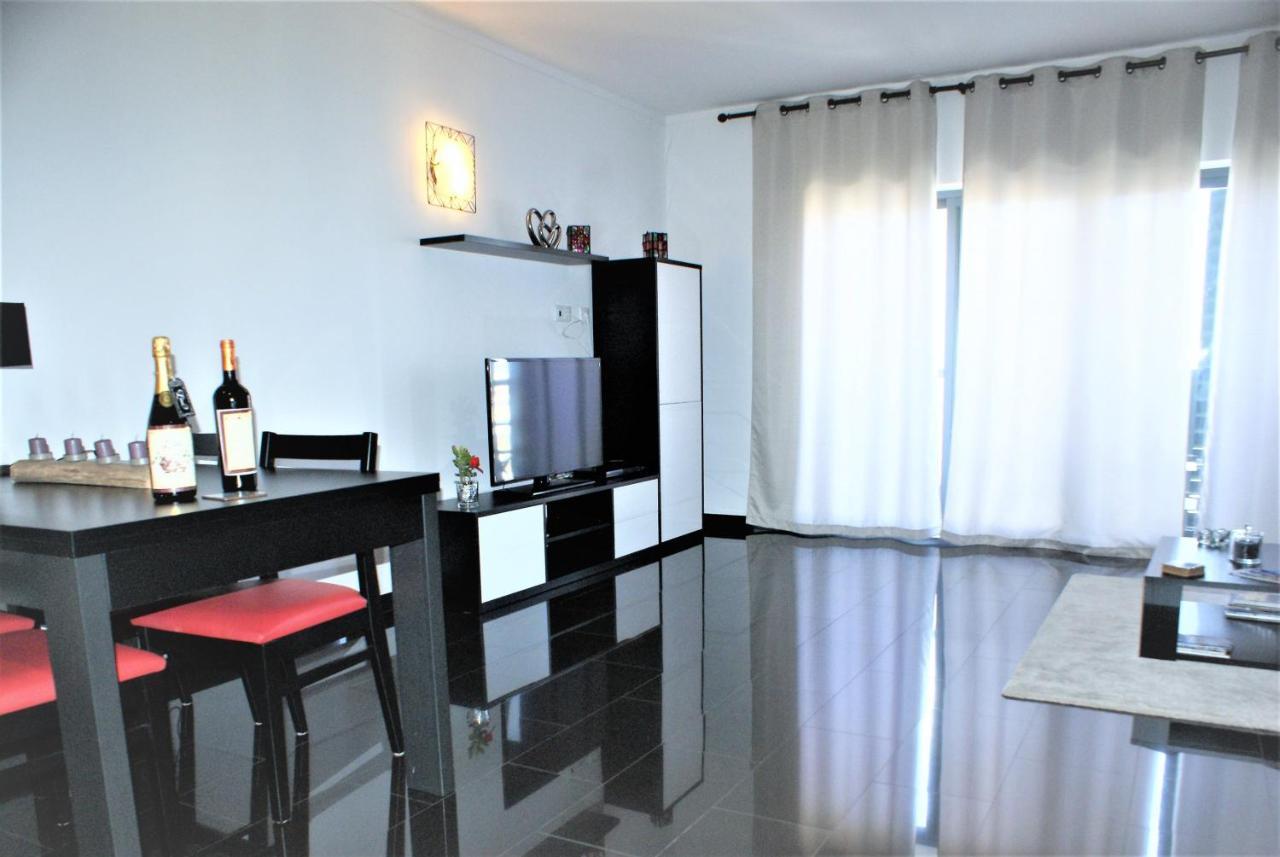 Apartamentos Turisticos Rocha Tower 12C ポルティマン エクステリア 写真